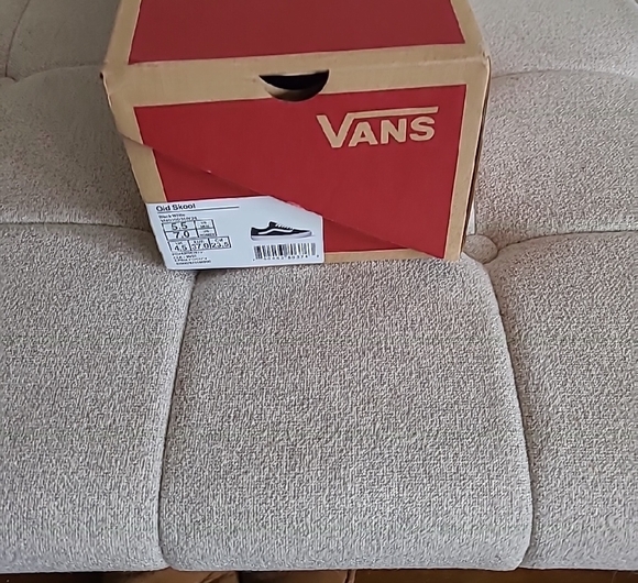 Womens Old Skool  Classic Black and White Vans Size 7 - Picture 8 of 8